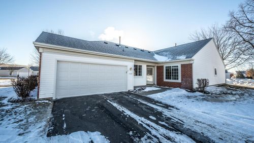 15664 Flackwood Way, Apple Valley, MN, 55124-5868 | Card Image