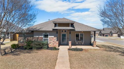 8301 Nw 143rd Ter, Oklahoma City, OK, 73142-7001 | Card Image