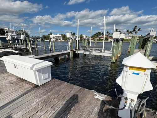 apt-106-1660 Twelve Oaks Way, North Palm Beach, FL, 33408-3264 | Card Image