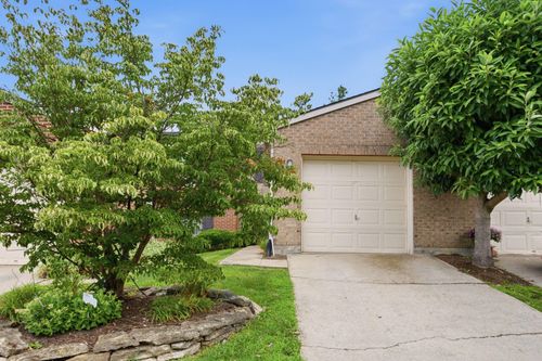2507 Knightsbridge Ln, Lexington, KY, 40509-4170 | Card Image