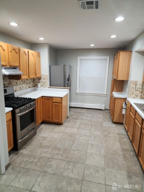 205 Tompkins Ave, South Plainfield, NJ, 07080-3044 | Card Image