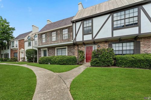 10053 Jefferson Hwy, Baton Rouge, LA, 70809-2724 | Card Image