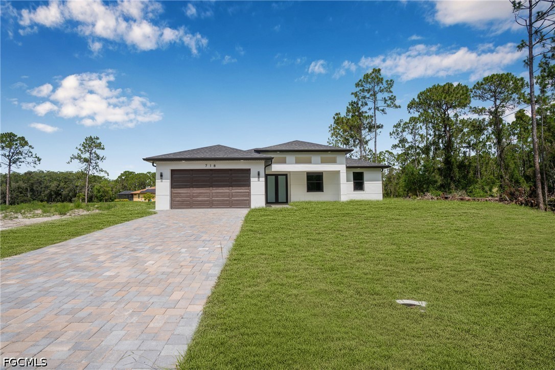 Residential in Lehigh Acres 5