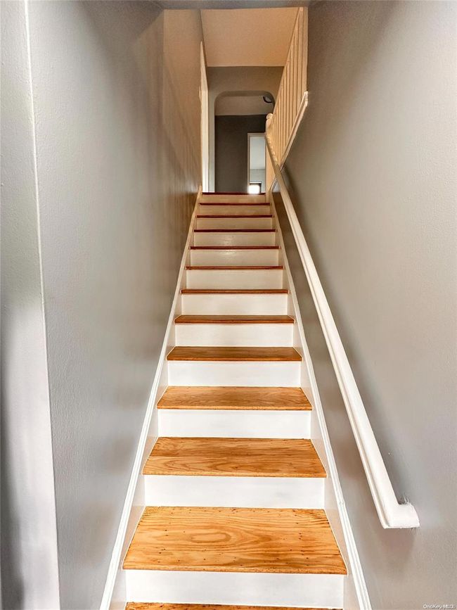2 - 219-50 74 Th Ave, Home with 2 bedrooms, 1 bathrooms and 2 parking in Bayside NY | Image 11
