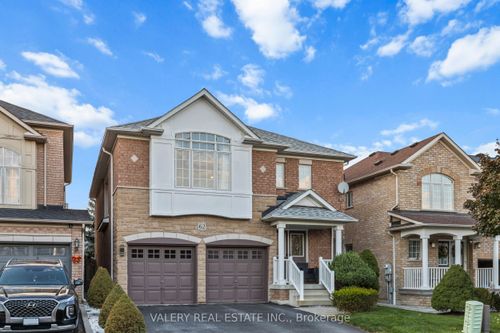 62 Penbridge Cir, Brampton, ON, L7A2P9 | Card Image