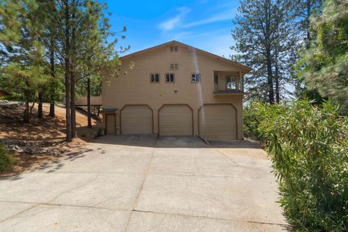 1974 Grouse Ridge Court, Cool, CA, 95614 | Card Image