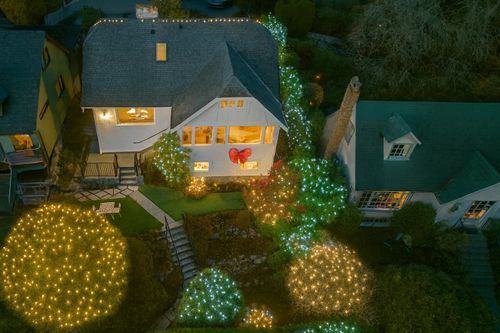 3260 Travers Ave, West Vancouver, BC, V7V1G5 | Card Image