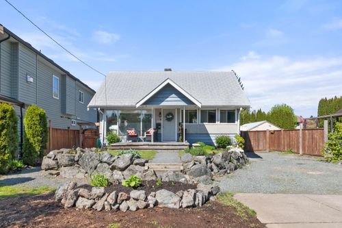 45325 Crescent Dr, Chilliwack, BC, V2P1G5 | Card Image