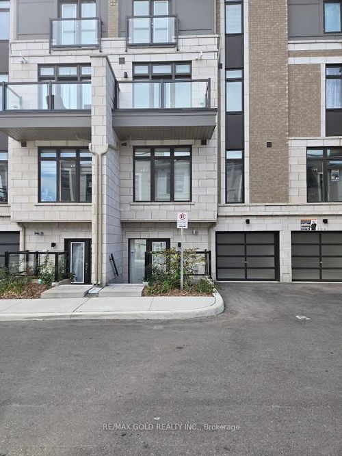 202-30 Halliford Pl, Brampton, ON, L6P4R1 | Card Image