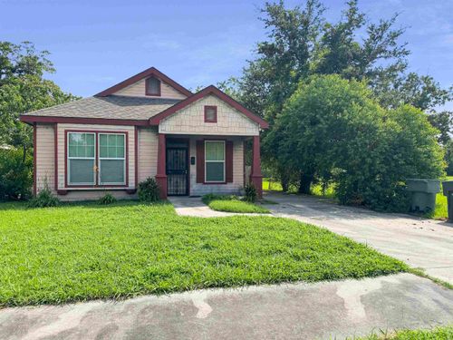 820 Stilwell Blvd, Port Arthur, TX, 77640-6049 | Card Image