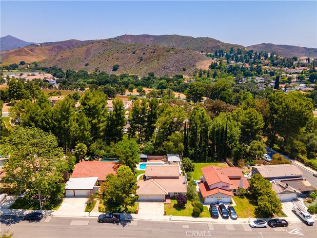 6120 Hedgewall Dr, House other with 4 bedrooms, 3 bathrooms and 3 parking in Westlake Village CA | Image 13