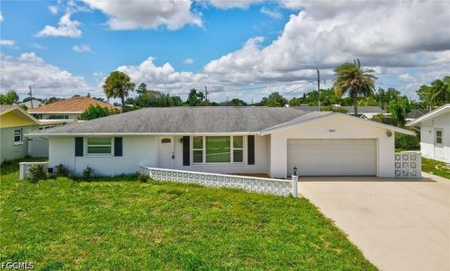3513 Harbor Boulevard, PORT CHARLOTTE, FL, 33952 | Card Image