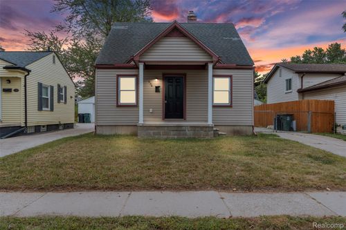 334 Marlin Ave, Royal Oak, MI, 48067-1324 | Card Image