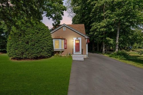 446 Plymouth St, Abington, MA, 02351-1842 | Card Image