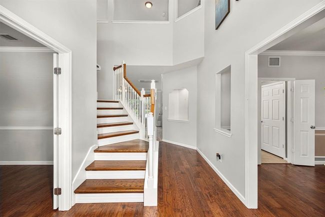 Beautiful Entry View 1 | Image 5