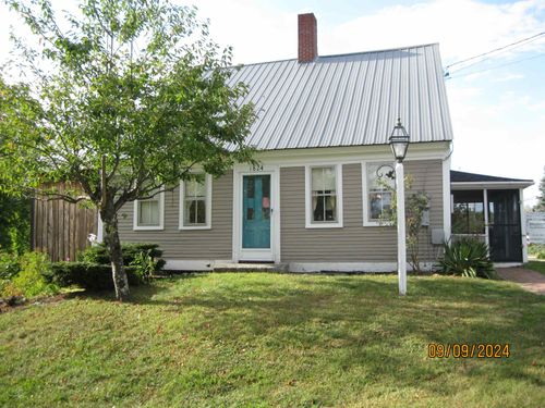 21 North Stark Road, Weare, NH, 03281 | Card Image