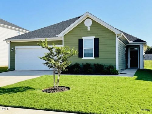 200 Chestnut Oak Ln, Lillington, NC, 27546-5270 | Card Image