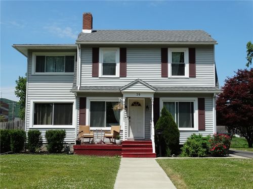 39 Houghton Cir, Corning, NY, 14830-2022 | Card Image