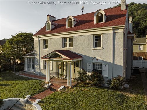 575 Main St, Logan, WV, 25601-3809 | Card Image
