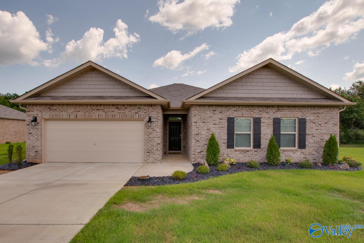 Cave Springs Cir, Owens Cross Roads, AL 35763 #1