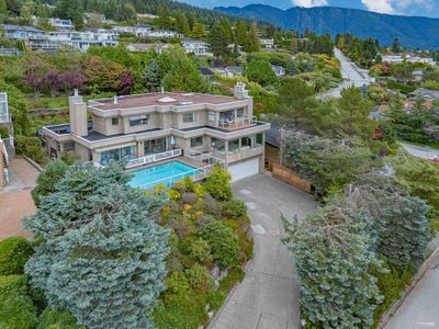 1407 Chippendale Rd, House other with 6 bedrooms, 5 bathrooms and 4 parking in West Vancouver BC | Image 3