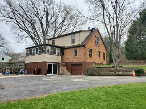6858 Safford Rd, Rockford, IL, 61101-2263 | Card Image