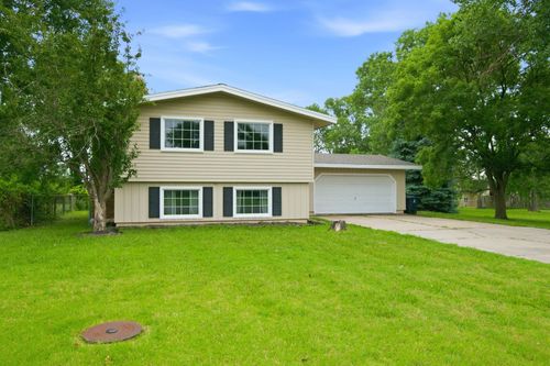 426 Village Rd, El Dorado, KS, 67042 | Card Image