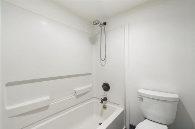 APT-203 - 495 Liholiho St, Condo with 2 bedrooms, 2 bathrooms and null parking in Wailuku HI | Image 31