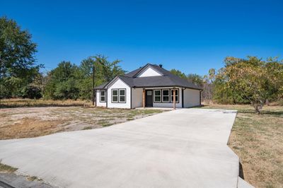 219 Midway Road, House other with 3 bedrooms, 2 bathrooms and null parking in Tool TX | Image 3