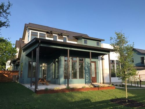 a-2105 Greenwood Ave, Austin, TX, 78723-5810 | Card Image
