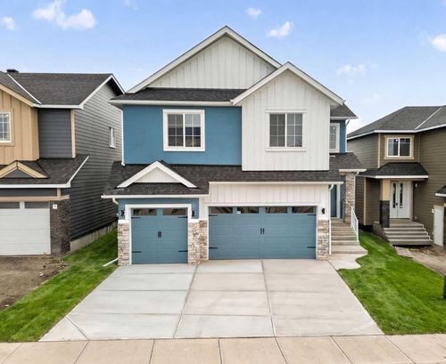 8 Ranchers Meadow, Okotoks, AB, T1S0P5 | Card Image