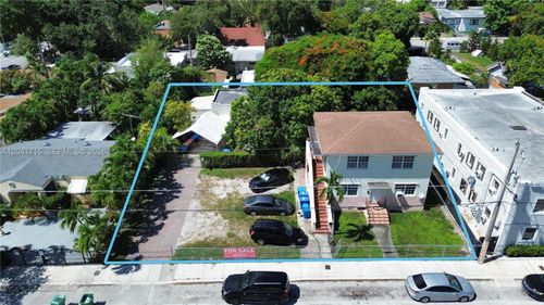 255 Nw 32nd St, MIAMI, FL, 33127-3743 | Card Image