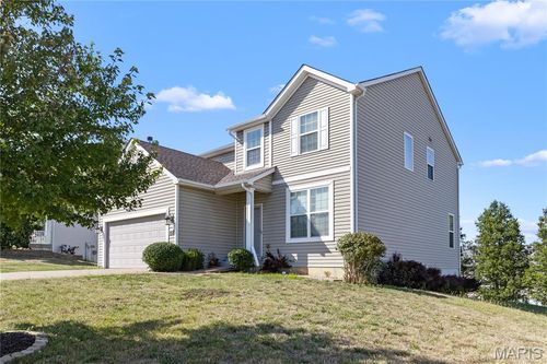 203 Paddington St, Wentzville, MO, 63385-5045 | Card Image