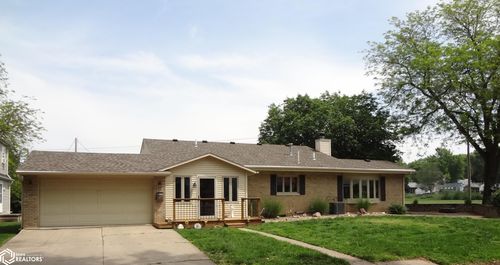 301 Park Ave, Shenandoah, IA, 51601-2350 | Card Image