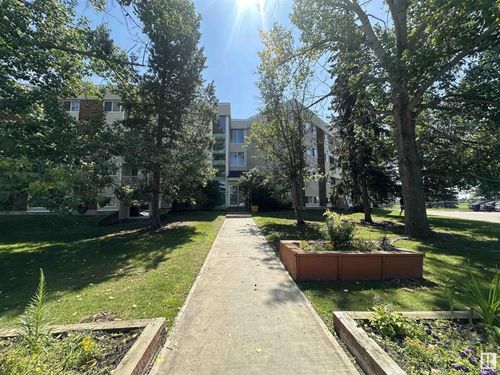 68-11255 31 Ave Nw, Edmonton, AB, T6J3V6 | Card Image
