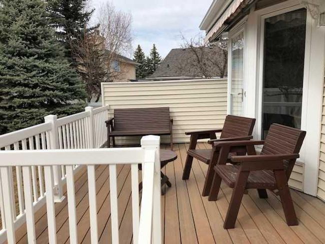 143 Shawnee Manor Sw, Home with 2 bedrooms, 2 bathrooms and 4 parking in Calgary AB | Image 47