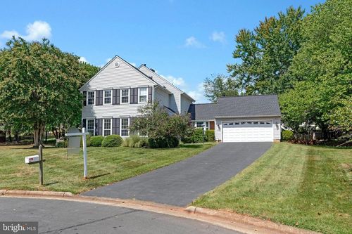 11 Coloma Ct, STERLING, VA, 20164-5507 | Card Image