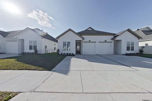 4828 W Dacha Ln, Baton Rouge, LA, 70817 | Card Image