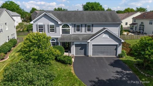 2317 Barrett Dr, Algonquin, IL, 60102-6625 | Card Image