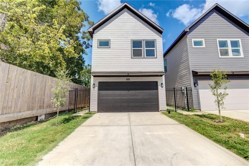 892 Paul Quinn St, Houston, TX, 77091-4155 | Card Image