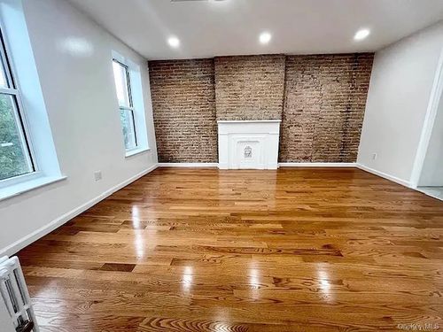 2-189 Gates Ave, Brooklyn, NY, 11238-1903 | Card Image