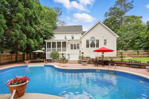 2328 Forestbluff Dr, Fuquay-Varina, NC, 27526-5319 | Card Image