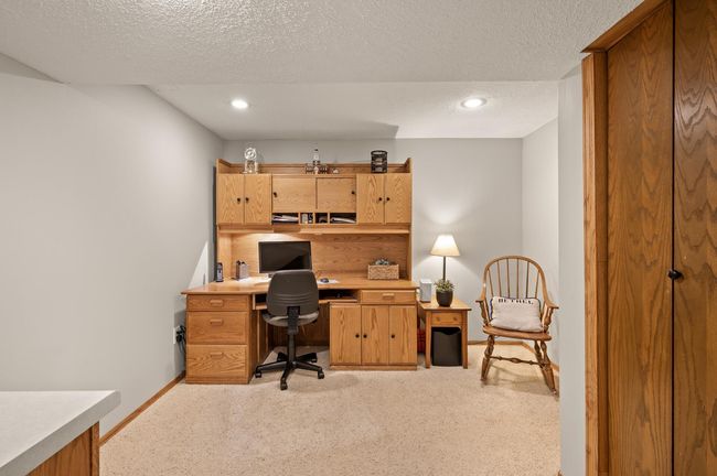 LL Office/Flex Space | Image 38