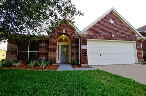 8911 Starlamp Ln, Houston, TX, 77095-4585 | Card Image