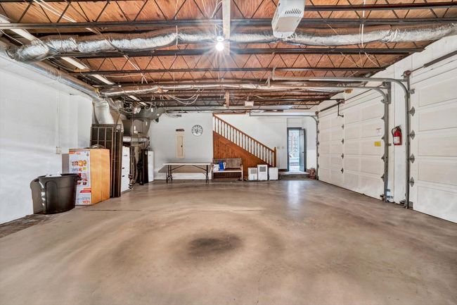 3 Car Garage | Image 68