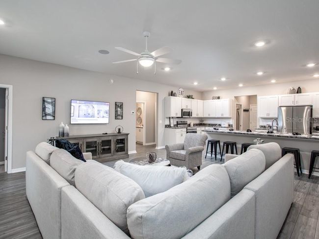 16508 66 Th Ln E, House other with 4 bedrooms, 2 bathrooms and null parking in PARRISH FL | Image 16