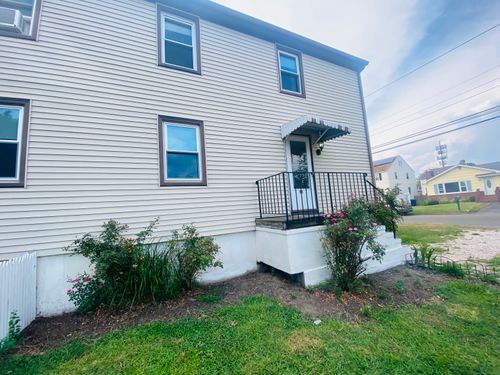 35 Harding Ave, Stratford, CT, 06615-7244 | Card Image