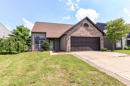 7884 Sergi Canyon Dr, Indianapolis, IN, 46217-7185 | Card Image