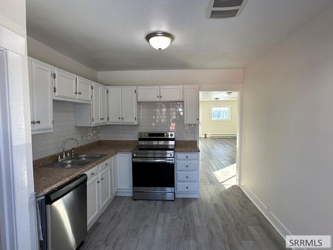 135 College Street, House other with 5 bedrooms, 1 bathrooms and null parking in Idaho Falls ID | Image 4