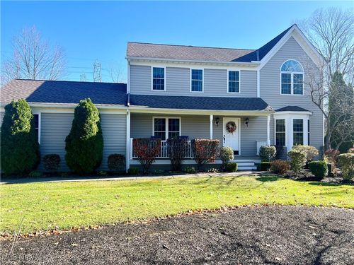 11915 Oak Wood Ln, Chesterland, OH, 44026-1943 | Card Image